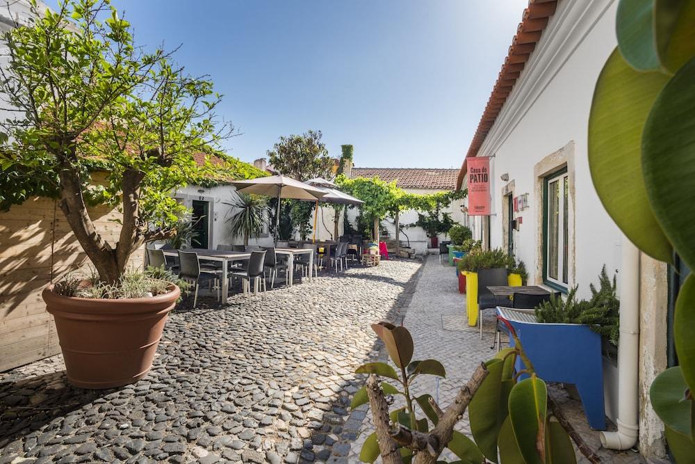 Casa Do Patio by Shiadu
