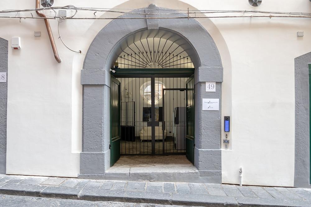 Palazzo Settembrini 49 Apartments 1