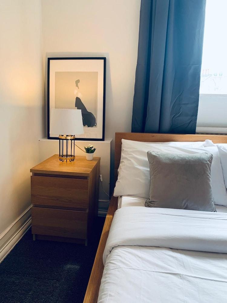 Me Gusta Downtown Apartment London 1