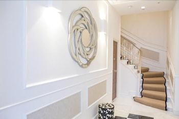 London Villa - 20 Princes Square 1