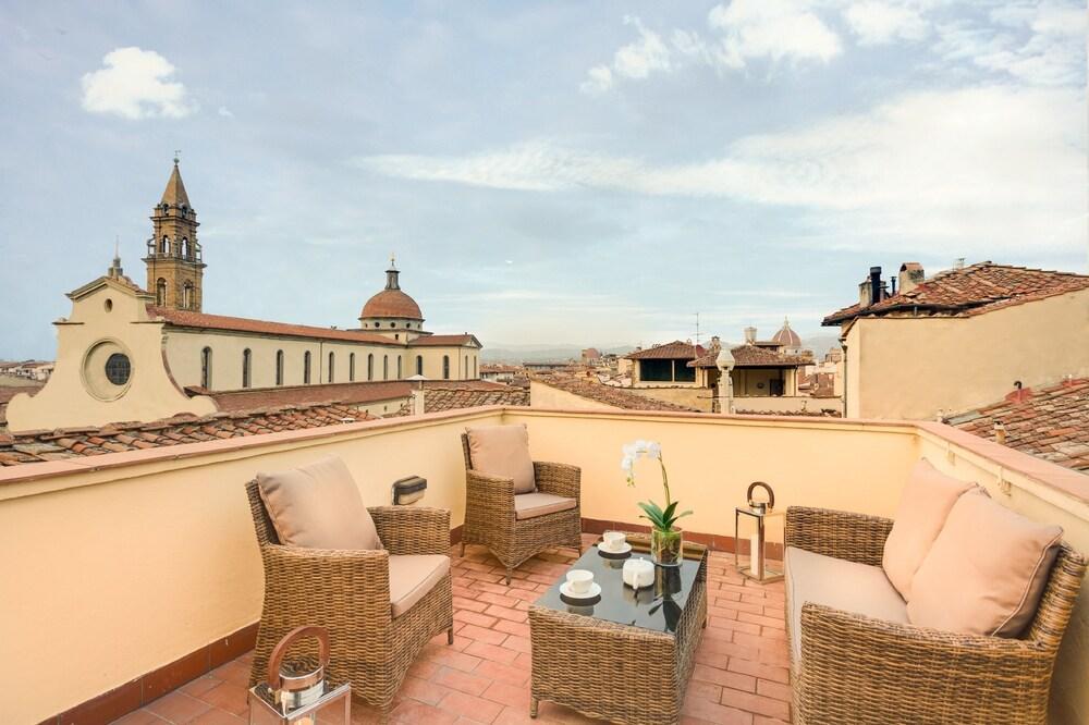 Maggio Terrace 2