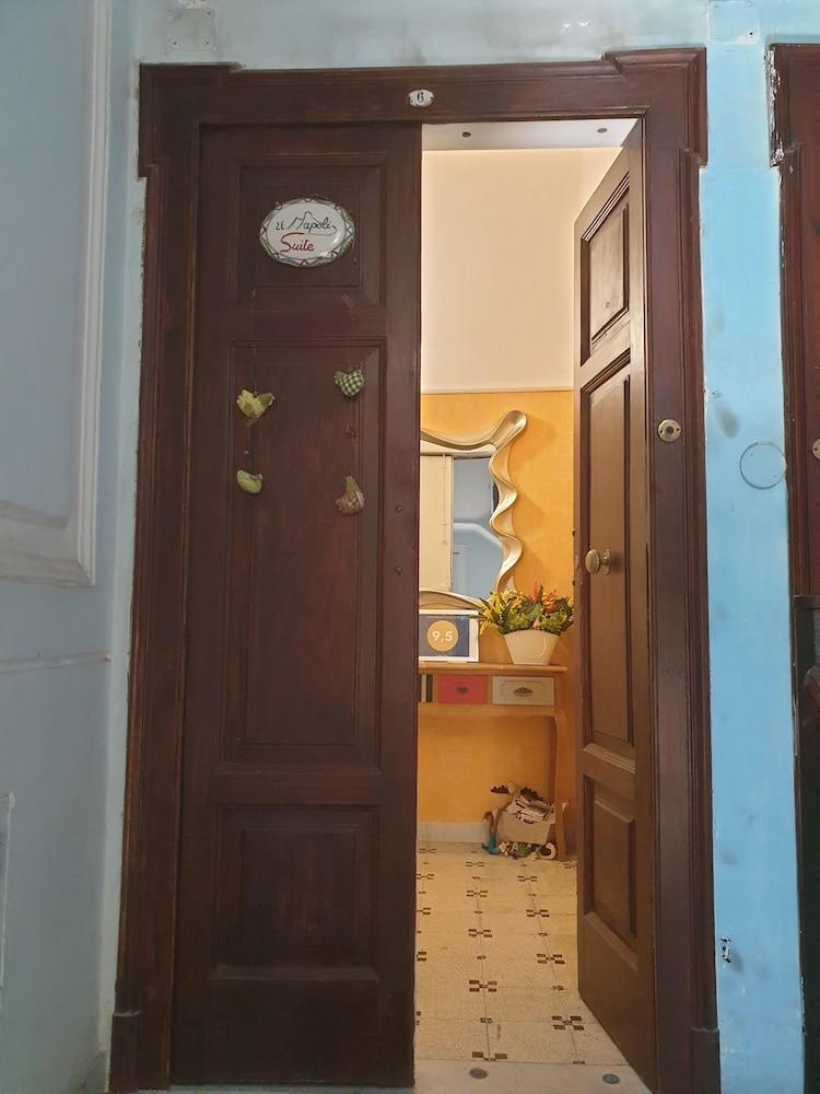Lesuite Napoli 2