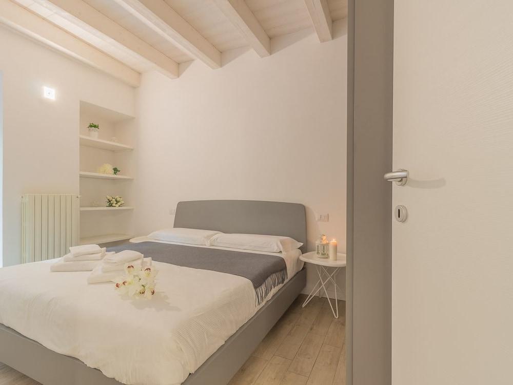Little Nest Flat Varenna 1