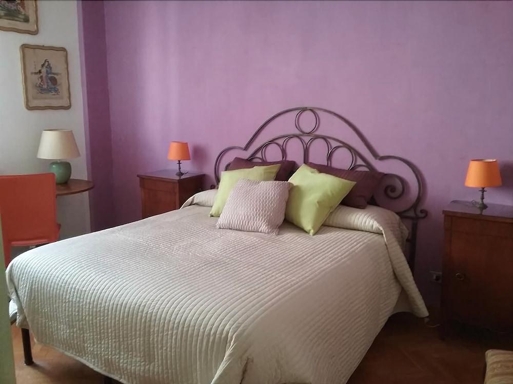 Mascagni Rooms 2
