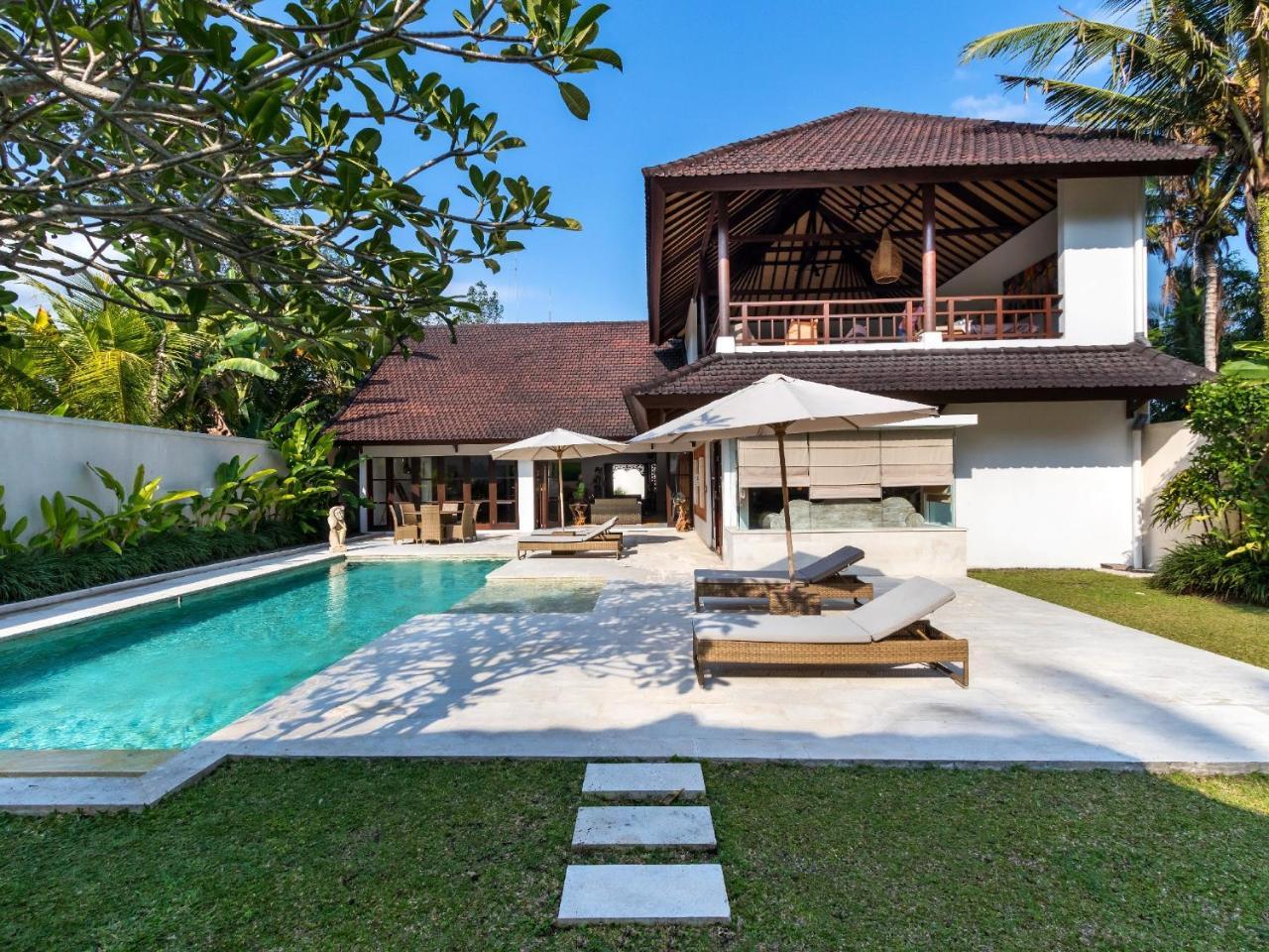 Villa Candi Kecil Empat 1