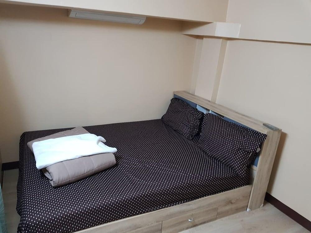 Everest Hostel 1