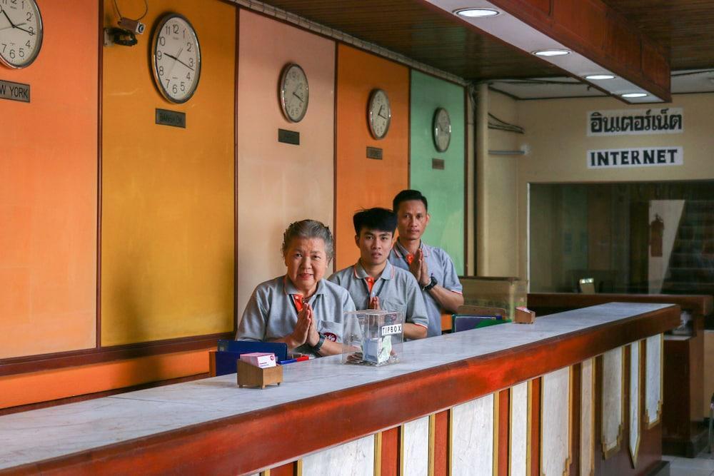 Nakorn Ping Hotel 1