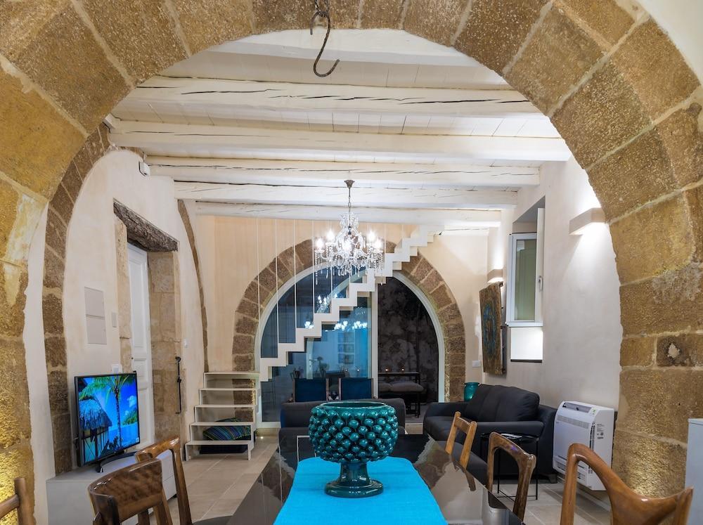 Chiaramonte Suite 2