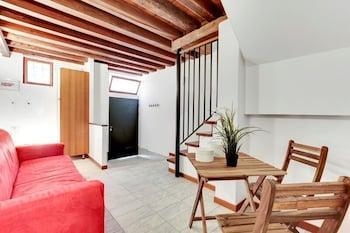 Guggenheim Collection Venice Apartment 2