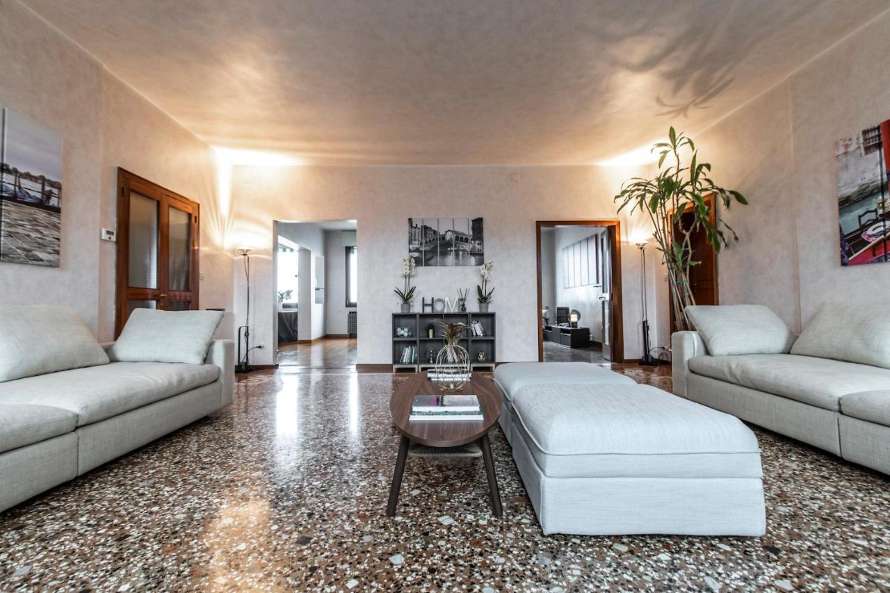 Bacino San Marco Exclusive View R&R 1