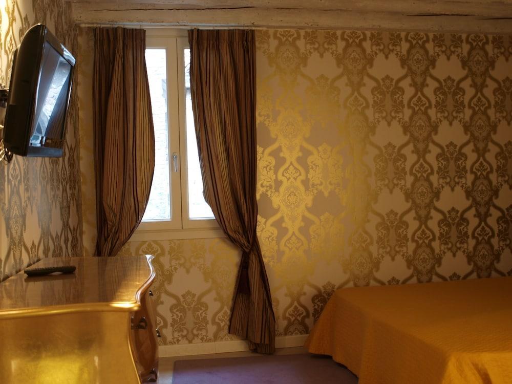 Venice Dream House Mercerie 1