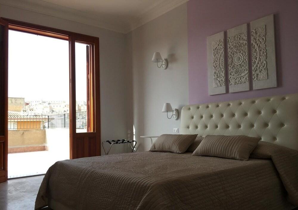 Simonetta's Rooms 2