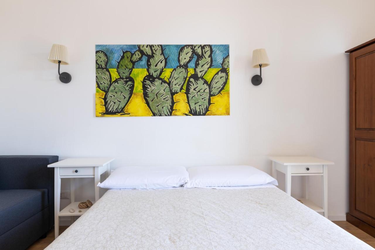 B&B Tauromenion