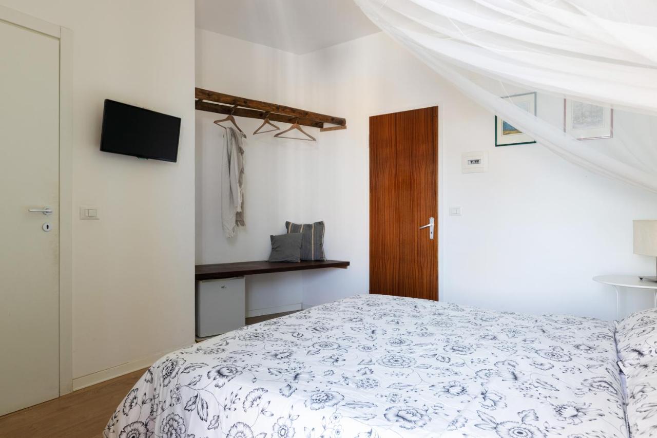 B&B Tauromenion 2