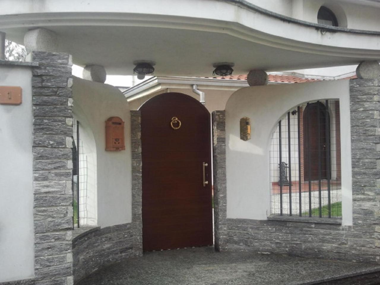 B&B Crespi House