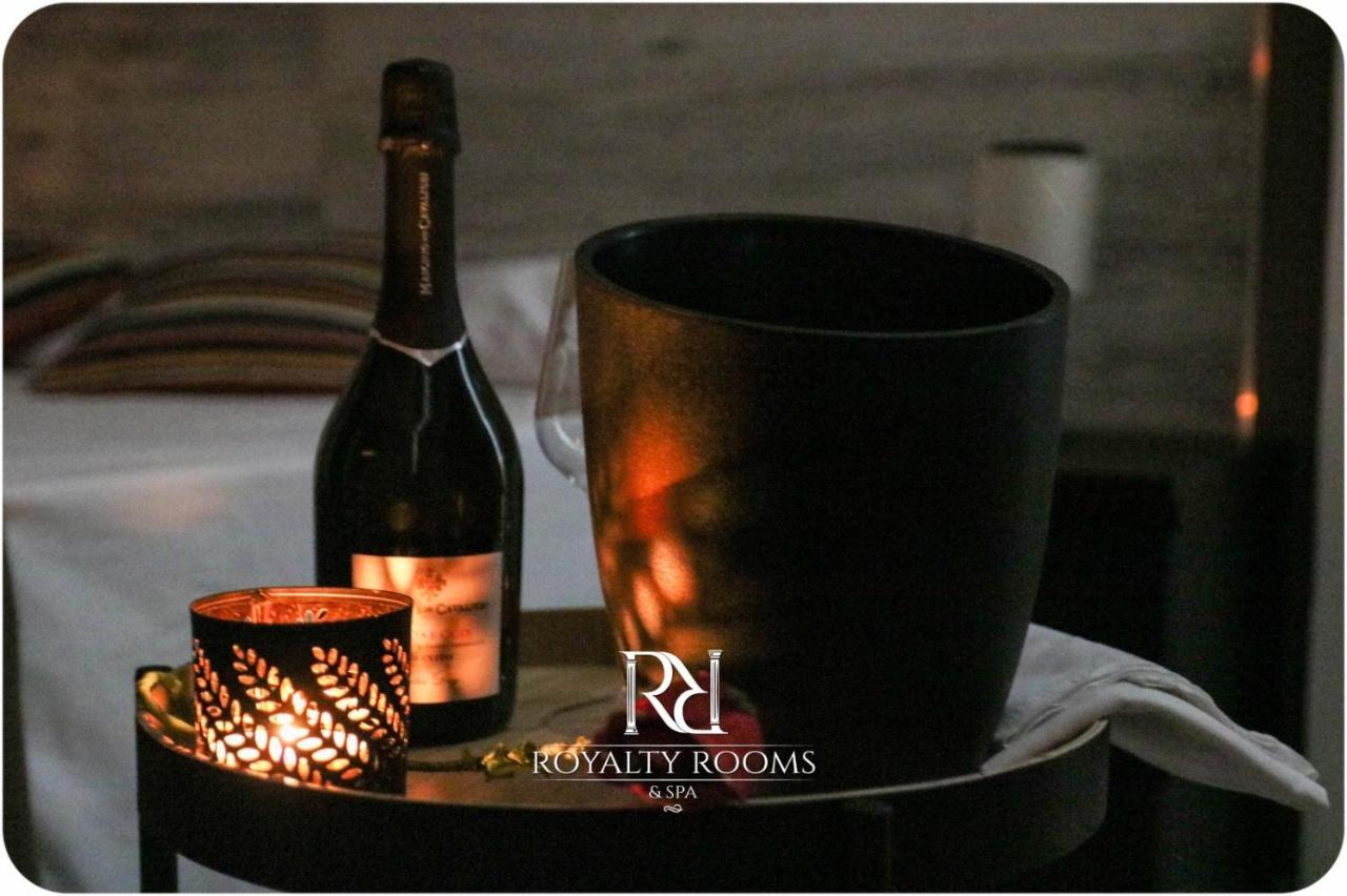 Royalty Rooms & SPA