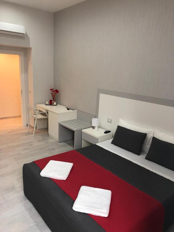 Chiaia Guest House