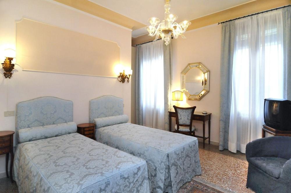 Ca' Del Modena (Adults only) 1