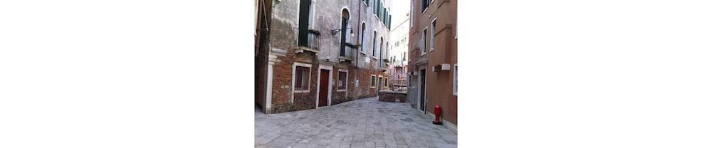Cadoro