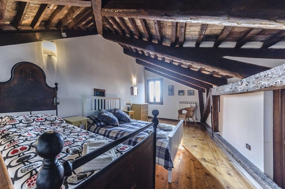 Maurizio House 1