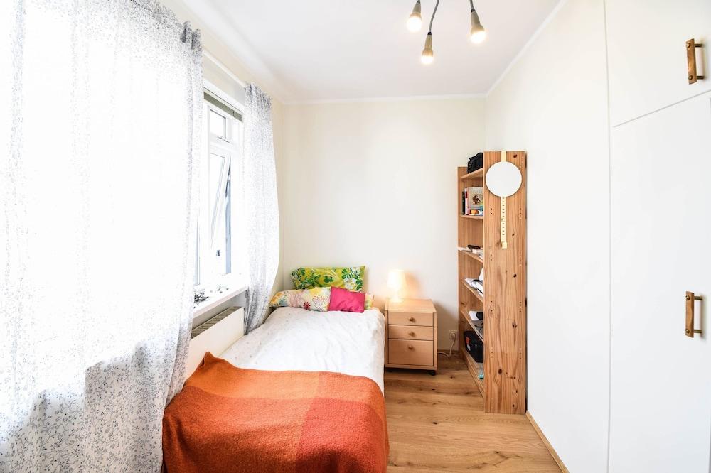 Apartment H10 2