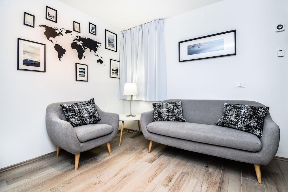 Apartment S48