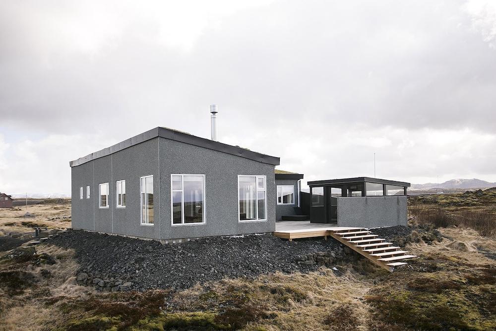 Cabin by the Sea