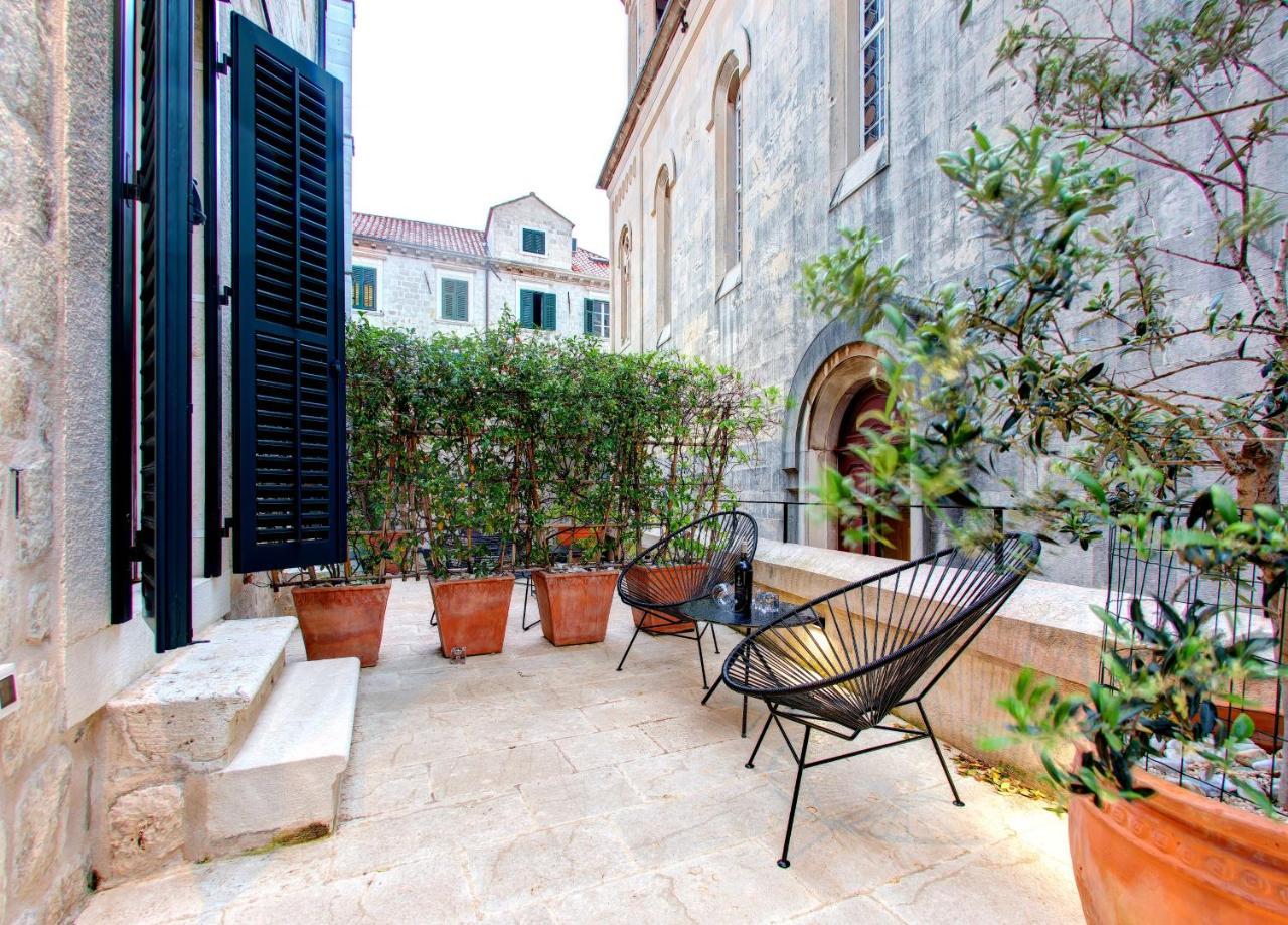 Forty Four Guest House 2