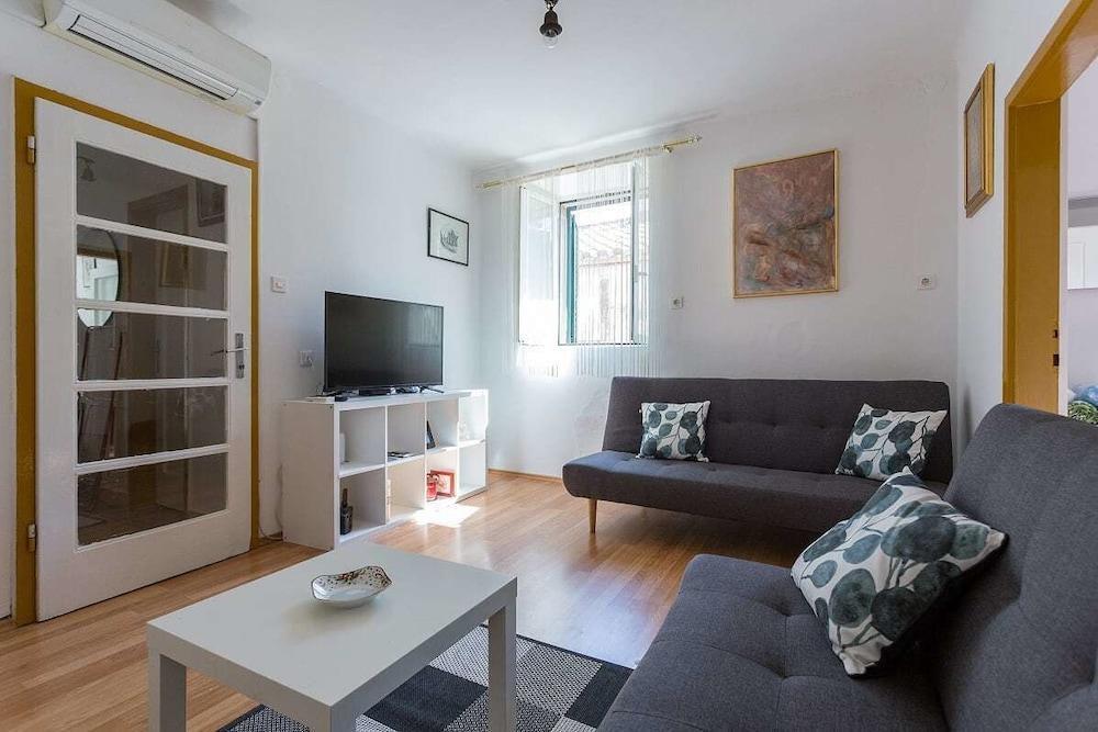 Sogaro Apartment
