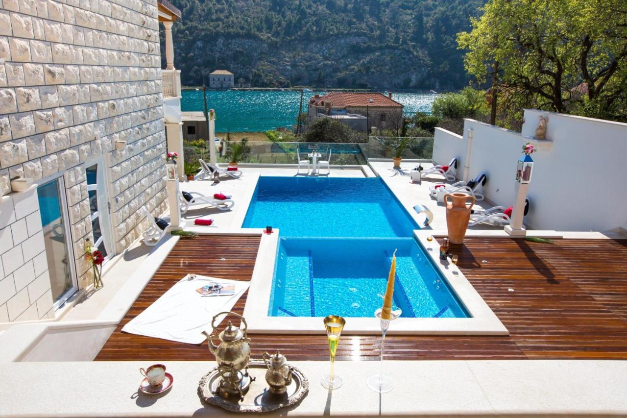 Villa Arion 1