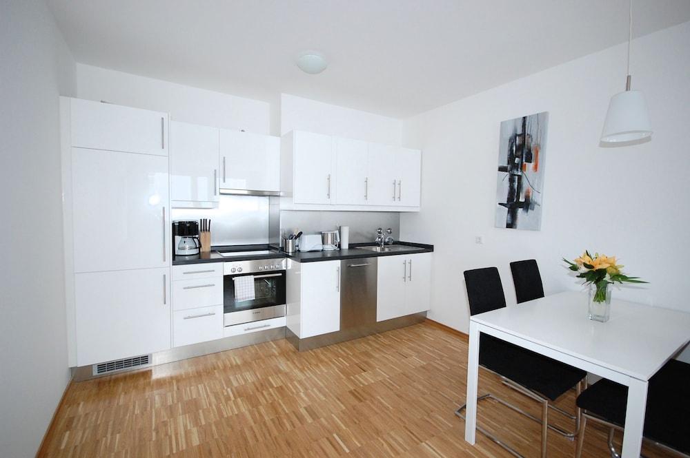 Apartment Isabella - Rochstrasse 9 2