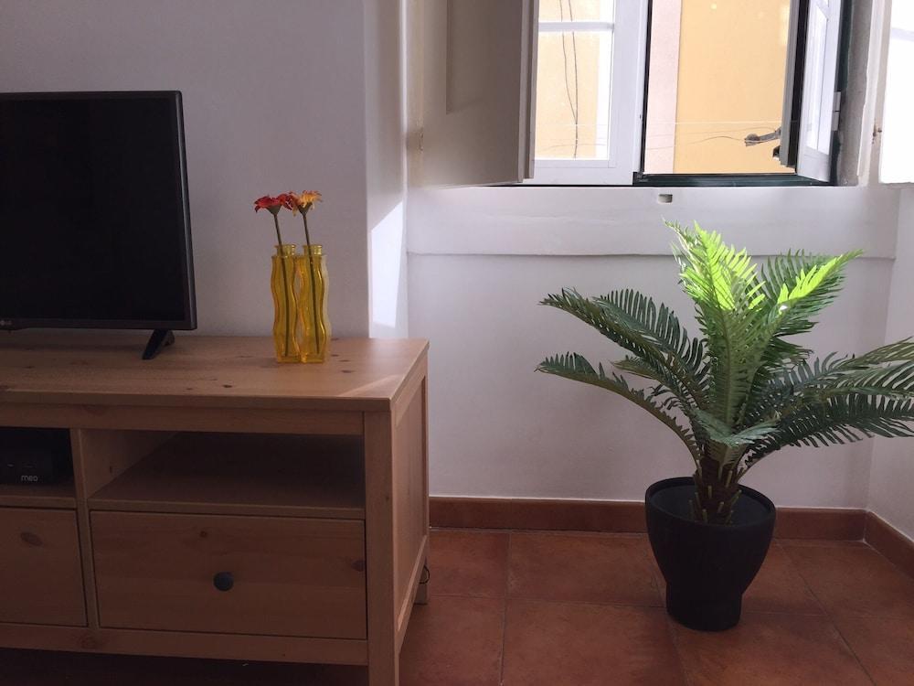 03 Nice Flat by Travessa Do Pasteleiro 2