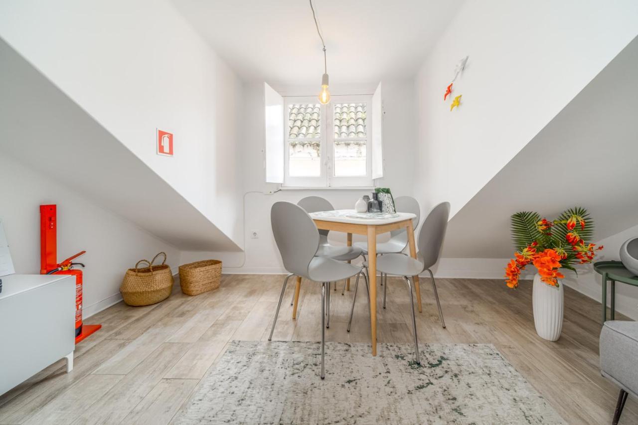 Nomads Lisbon Castello Flats 1