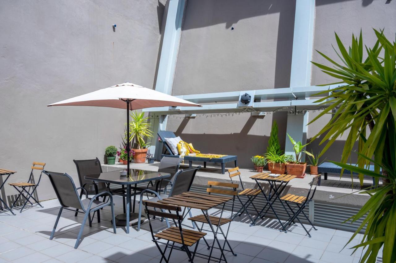 Dumont Lisbon Guesthouse 1