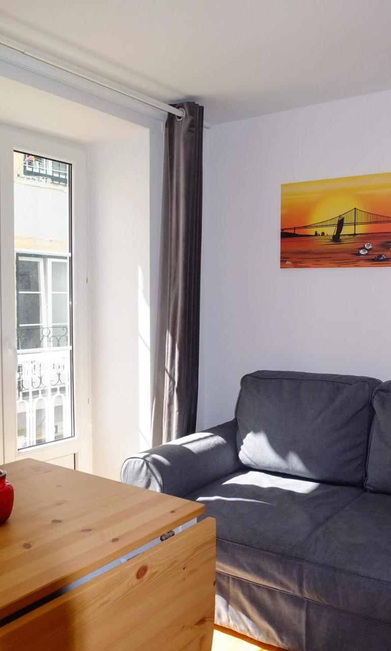 Traditional Lisbon Madragoa Studio