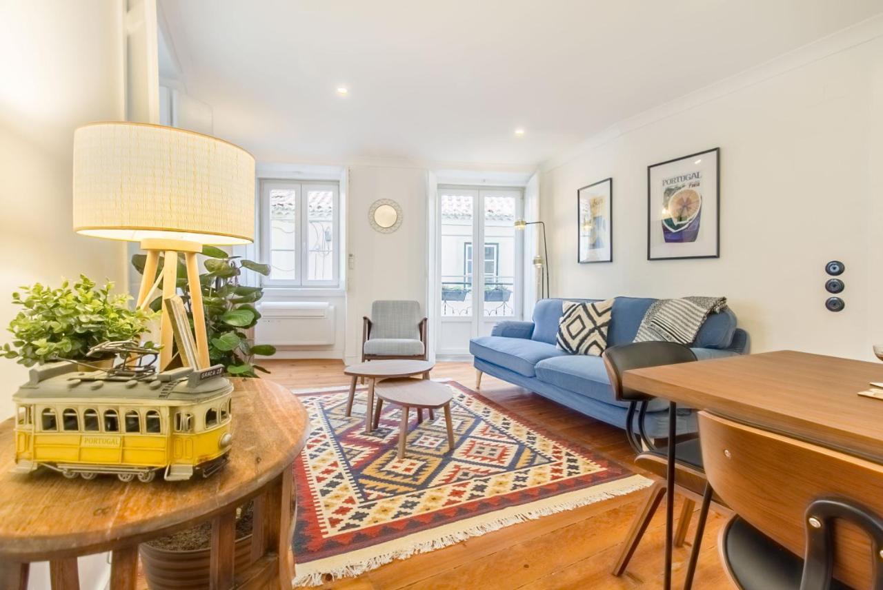 Unique And Stylish Flat in Historic Lisbon 1