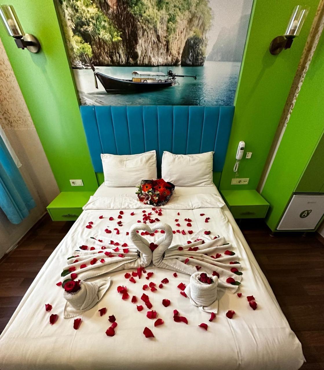 Hotel Megaron