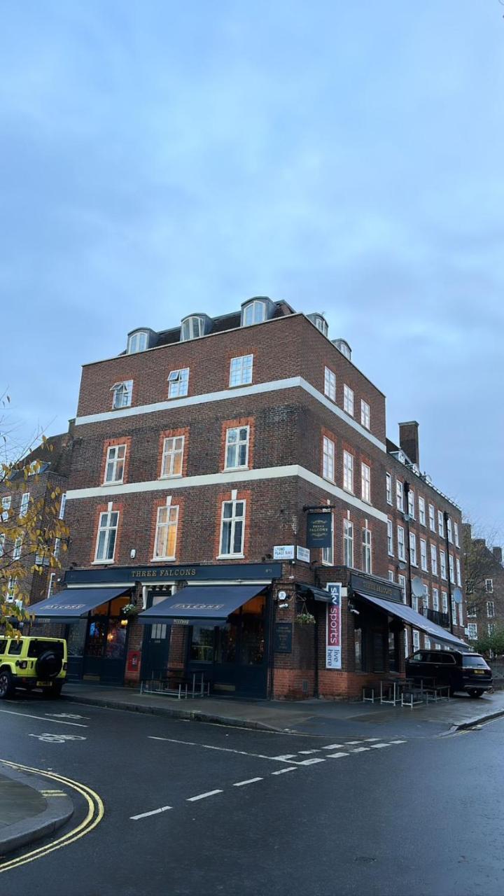 Three Falcons Hotel