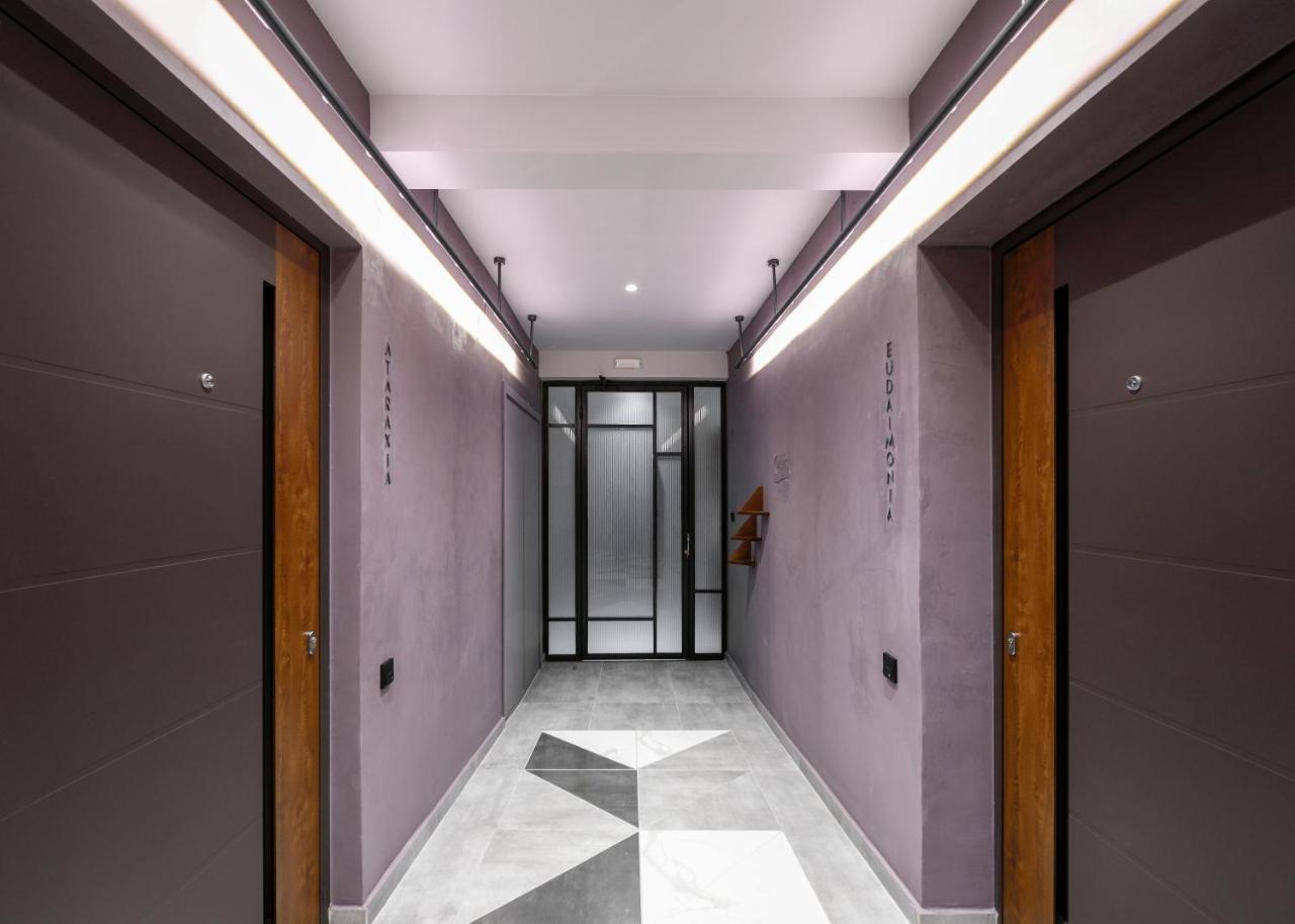 Olvios Luxury Suites 1