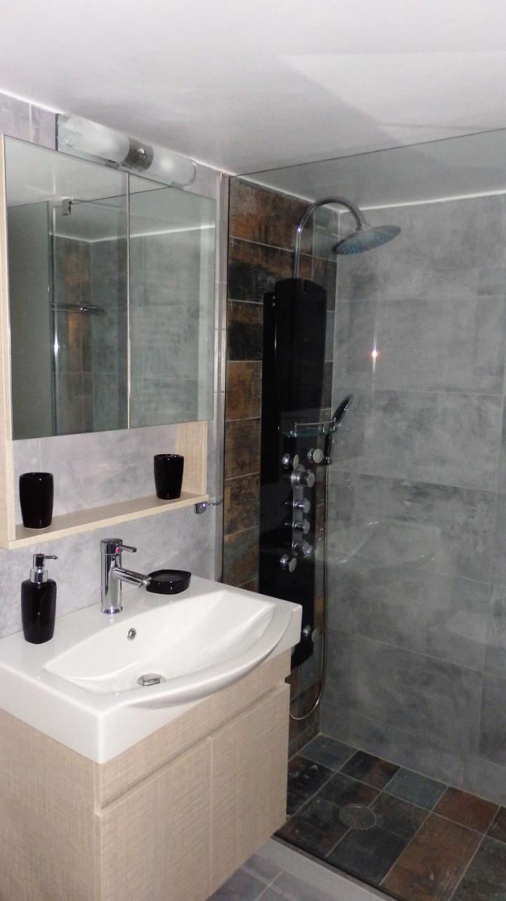Gazi Divine Apartment