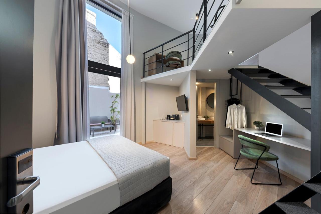 Bed in Athens