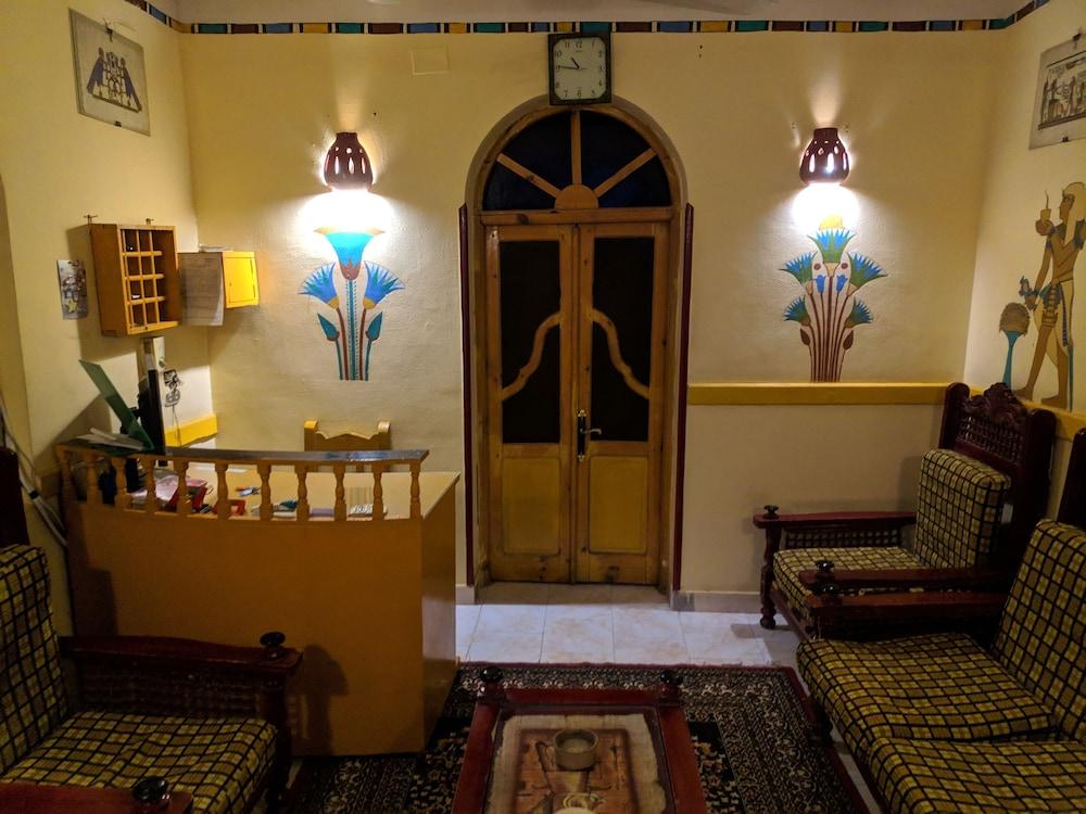 Elphardous Hotel 2