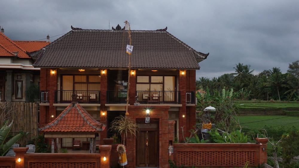 Wayan Garden
