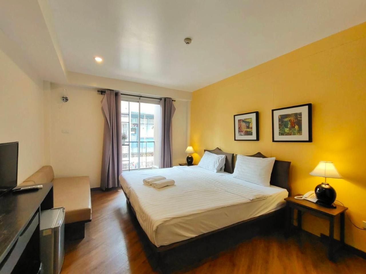 Vinary Hotel (SHA PLUS+)