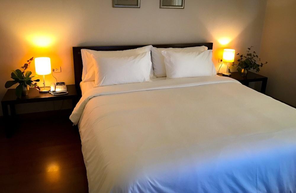Siam Bright Suite 2