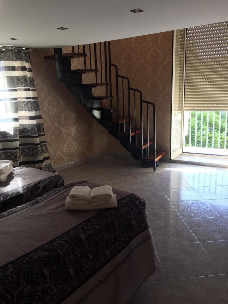 Hostel la Nuit 2