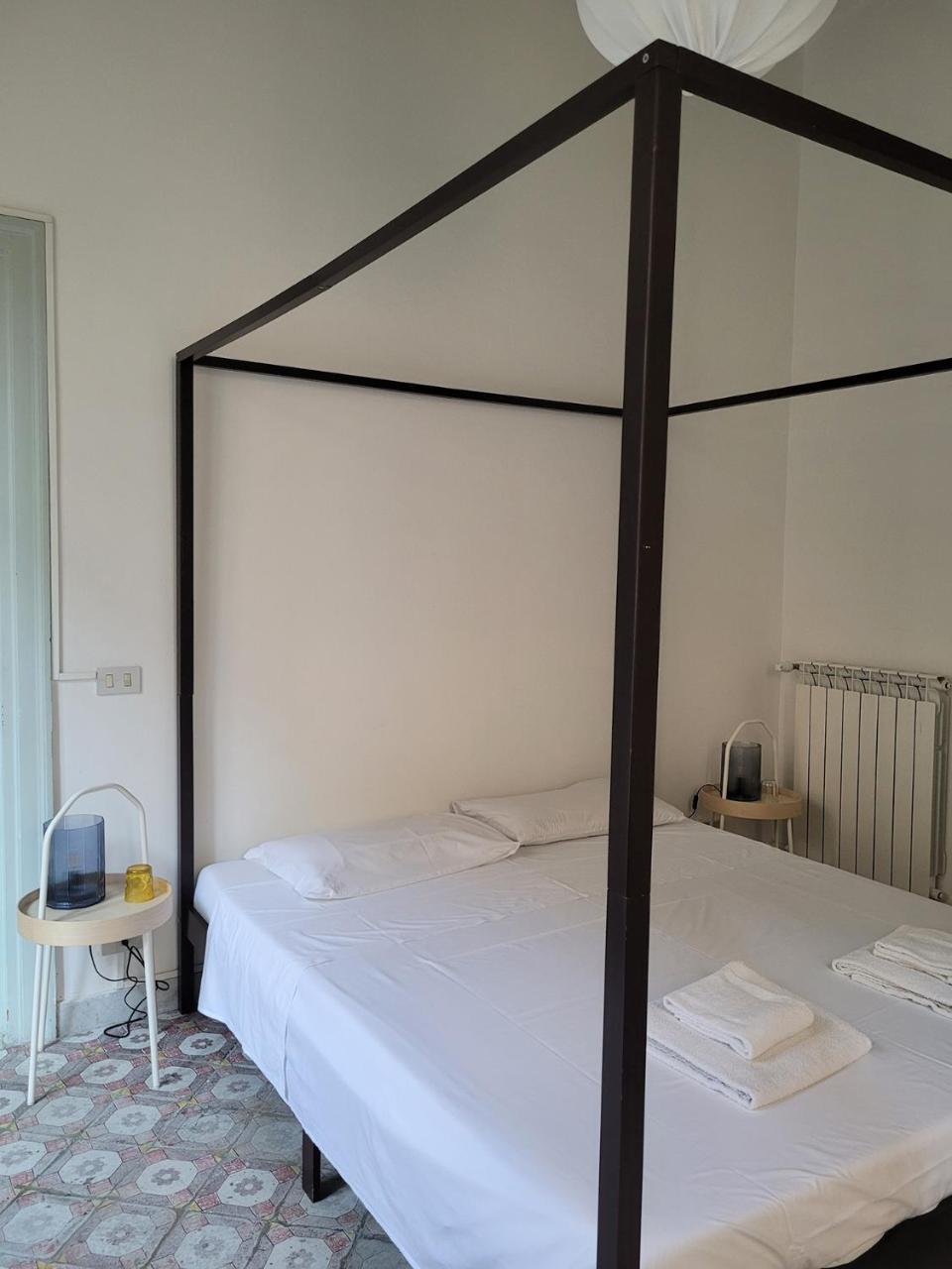 Mojo B&B 1