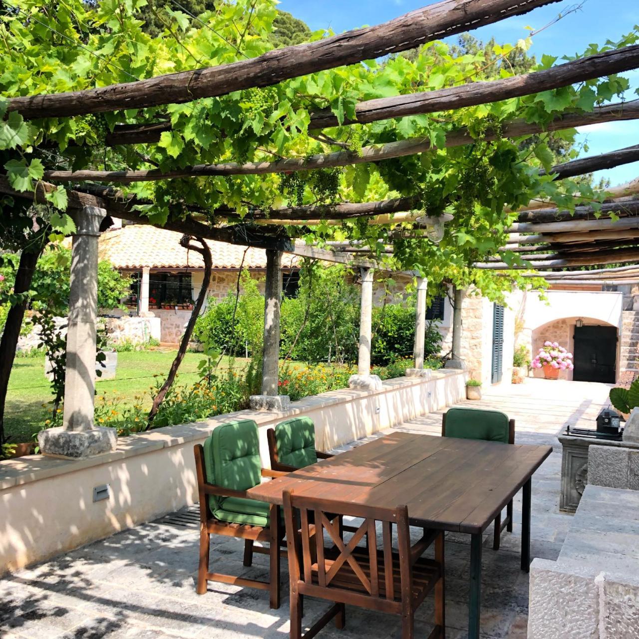 Villa Anica 1
