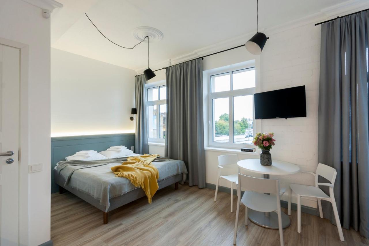 9010 Apartments