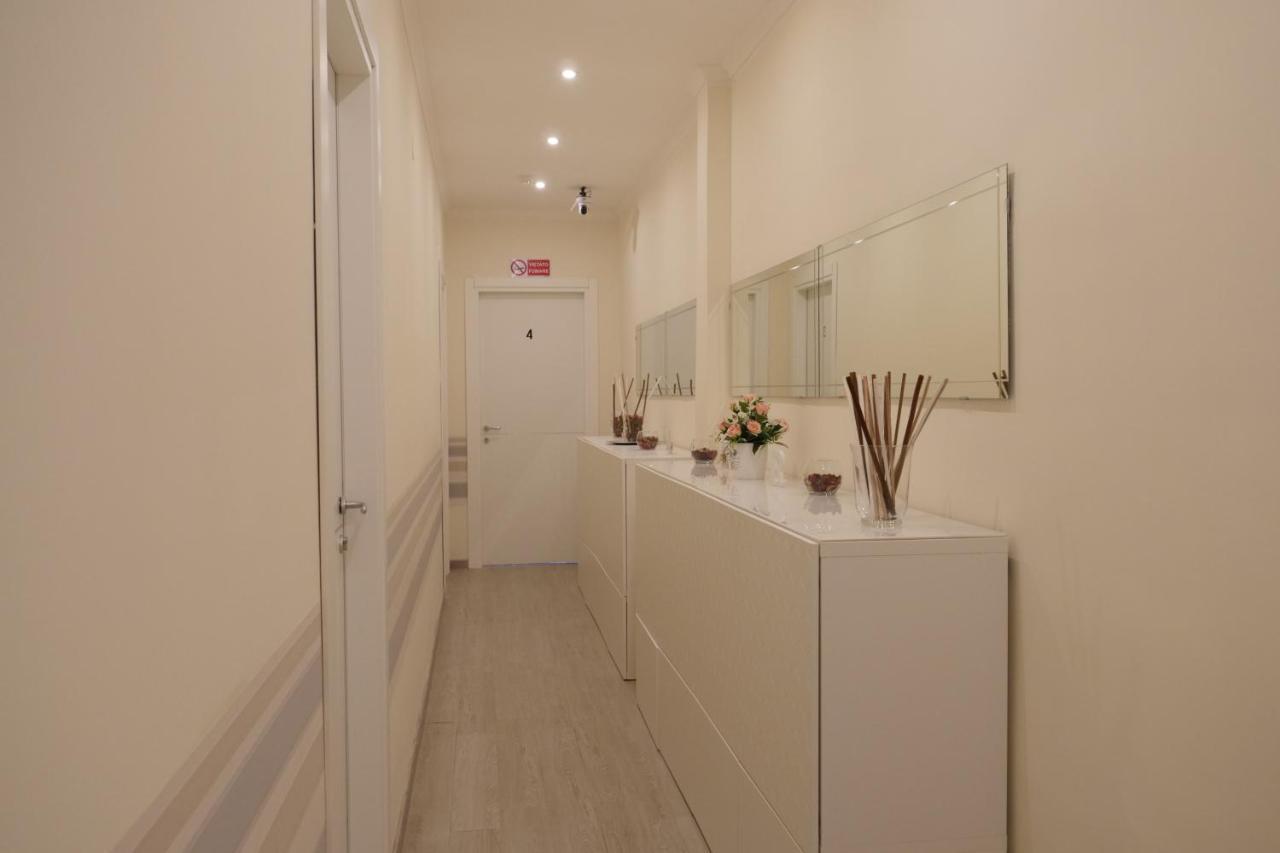 F-Rooms 2